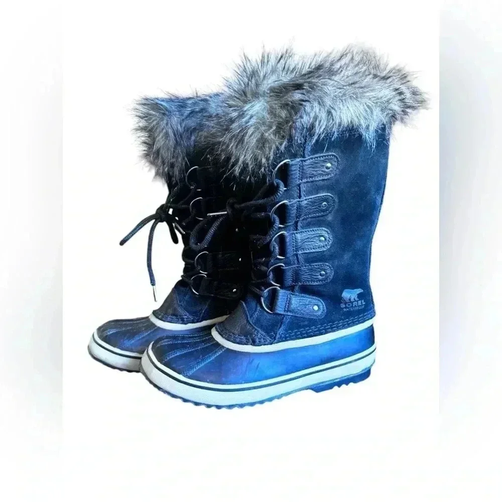 SOREL Joan of Arctic Boots in Black/Quarry